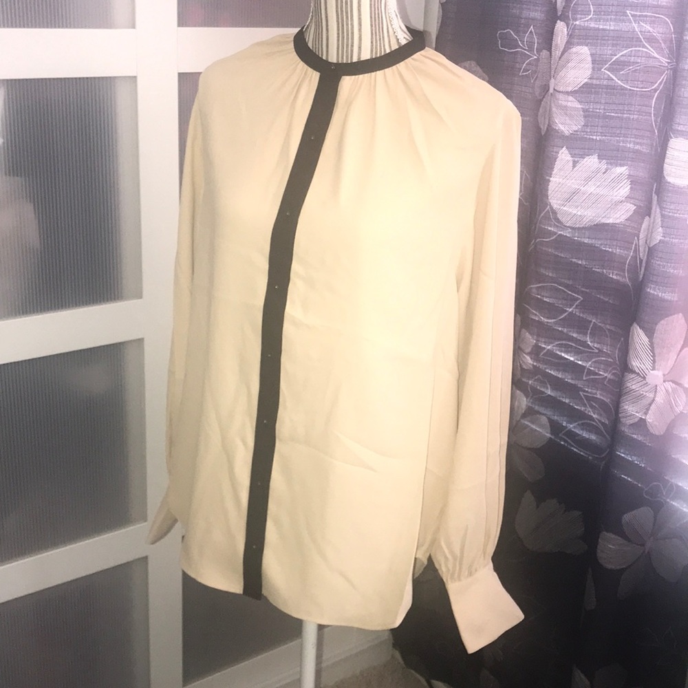 ๐ 1 hr SALE - Equipment blouse, STUNNING - Picture 6 of 7